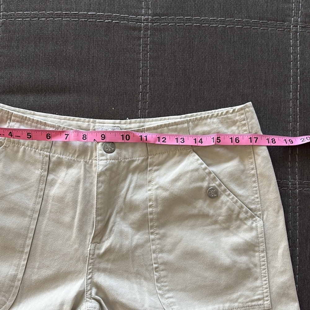 Beige Calvin Klein Jeans women’s shorts - Picture 6 of 8